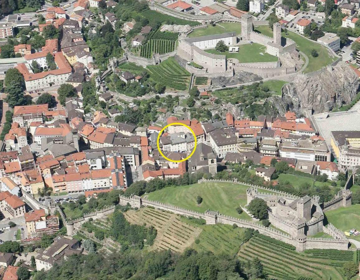 Апартаменты Bellinzona Piazza Collegiata Экстерьер фото
